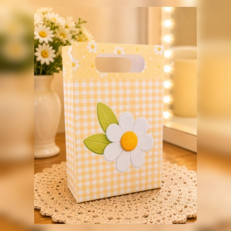 Sacola Margarida Amarela para Lembrancinha de Festa | Sacolinha Presente Fácil de Montar | Aniversário Jardim Floral