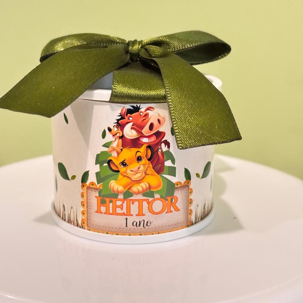 TUBOLATA REI LEÃO -  5X6CM PERSONALIZADA Lembrancinha de maternidade / Chá de bebê / Aniversário