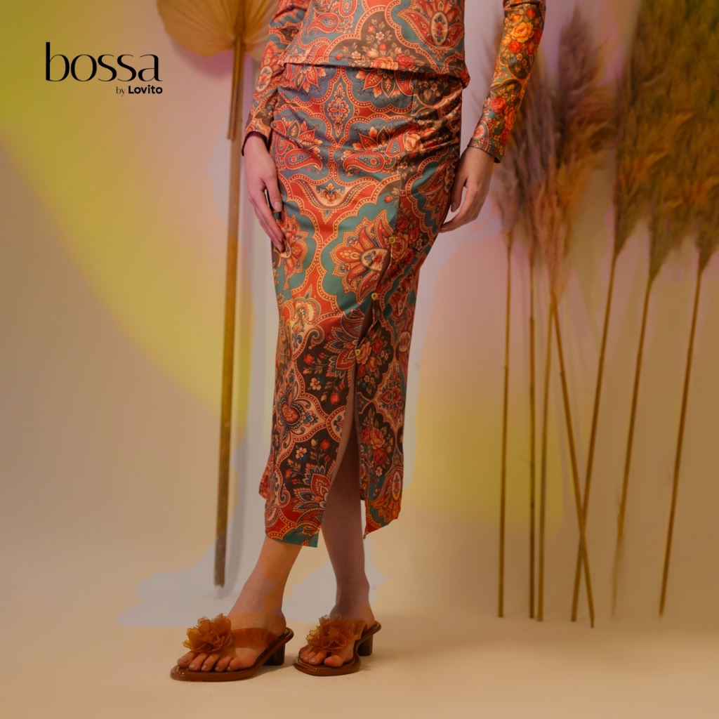 Lovito Bossa Saia Midi Feminina Estampada Com Detalhes Em Botões Dourados STB1217BRL1247