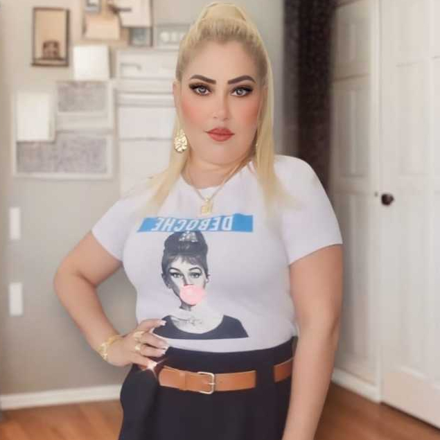 Camiseta feminina branca com escrita deboche Audrey Hepburn feminina branca Baby look feminina camiseta basica com manga