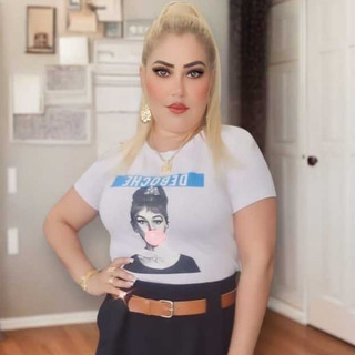 Camiseta feminina branca com escrita deboche Audrey Hepburn feminina branca Baby look feminina camiseta basica com manga
