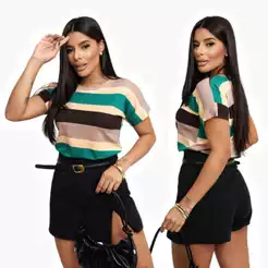 Blusa Feminina Listrada Manga Curta Japonesa Moda Verão Inverno Tendência 2026 Estilosa e Moderna Verde Preto Marrom