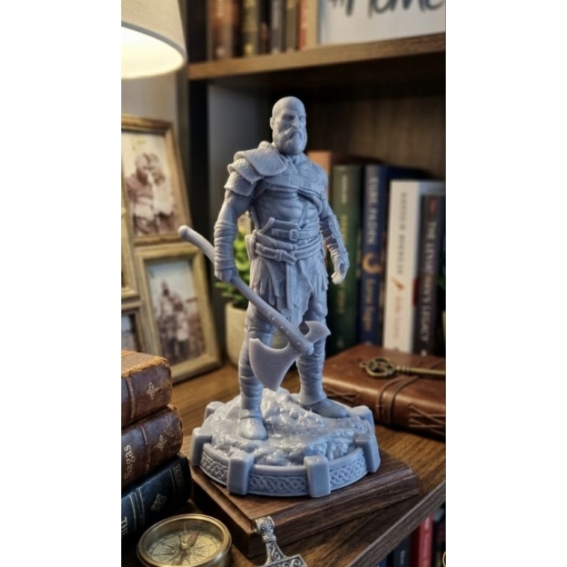 Boneco Colecionável Kratos God of War - Grande Lâmina do Caos Estatueta Estátua Action Figure de Resina