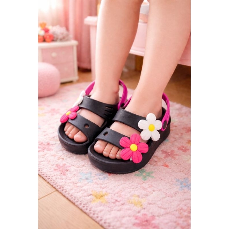 Sandália infantil para Meninas flor branca e flor rosa Papete confortável em Oferta na Shopee