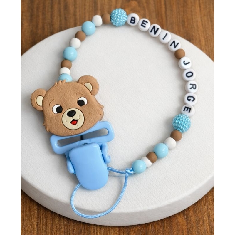 Prendedor de Chupeta Personalizado com Nome do Bebê | Presente Para Menino em Oferta na Shopee