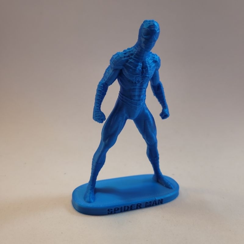 mini spider man escala gulliver