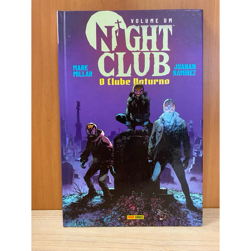 HQ NightClub: O Clube Noturno, por Mark Millar
