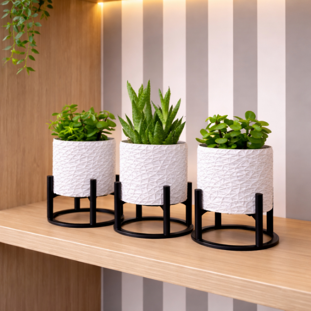 Kit 3 Vasos Decorativos para Suculentas Craquelados com suporte de pezinho Cachepot em Oferta na Shopee