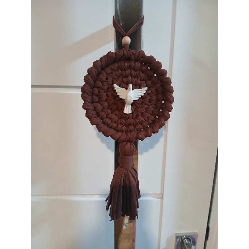 Mandala Divino Espírito Santo em Fio de Malha | Decoração Religiosa Artesanal/com cartão de oração.
