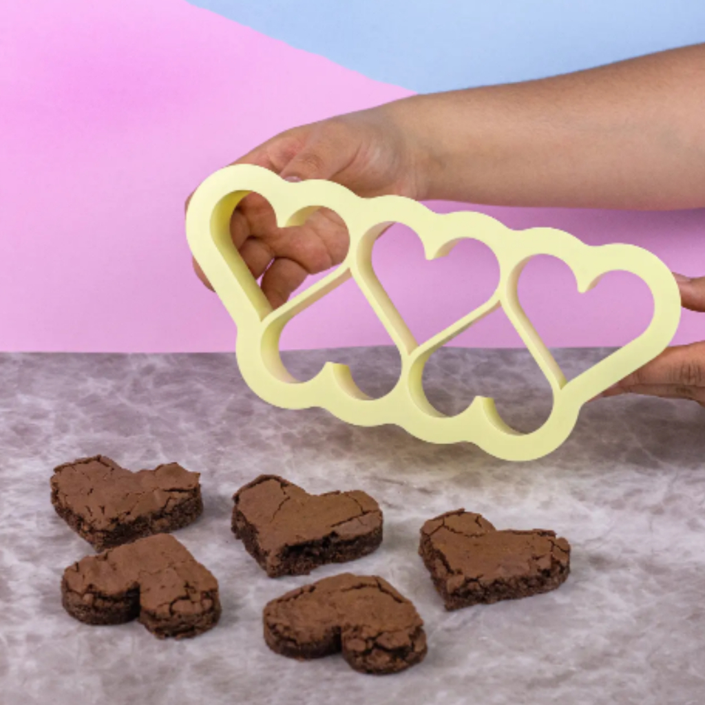 Cortador De Brownie Biscoito Coração 6cm Bluestar em Oferta na Shopee