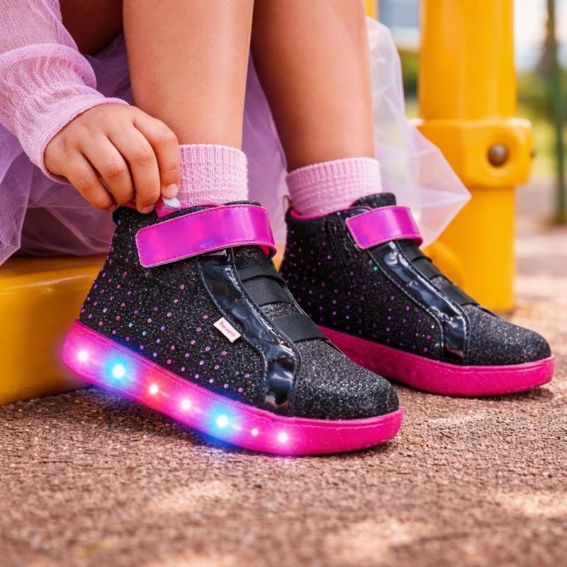 Tênis Infantil LED Feminino Cano Médio com Luz Botinha Casual Antiderrapante