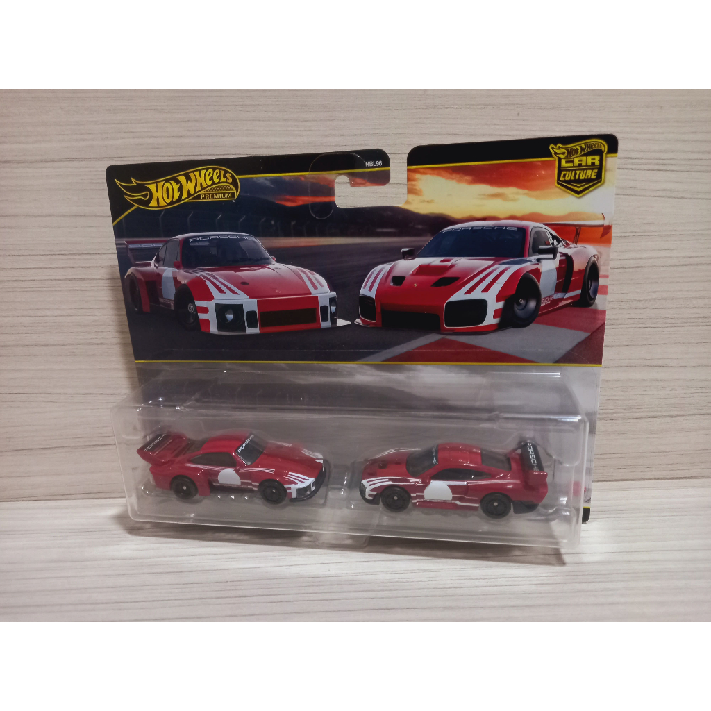 Hot Wheels car culture 2 pack porsche 935 e 2018 porsche 935 mattel original