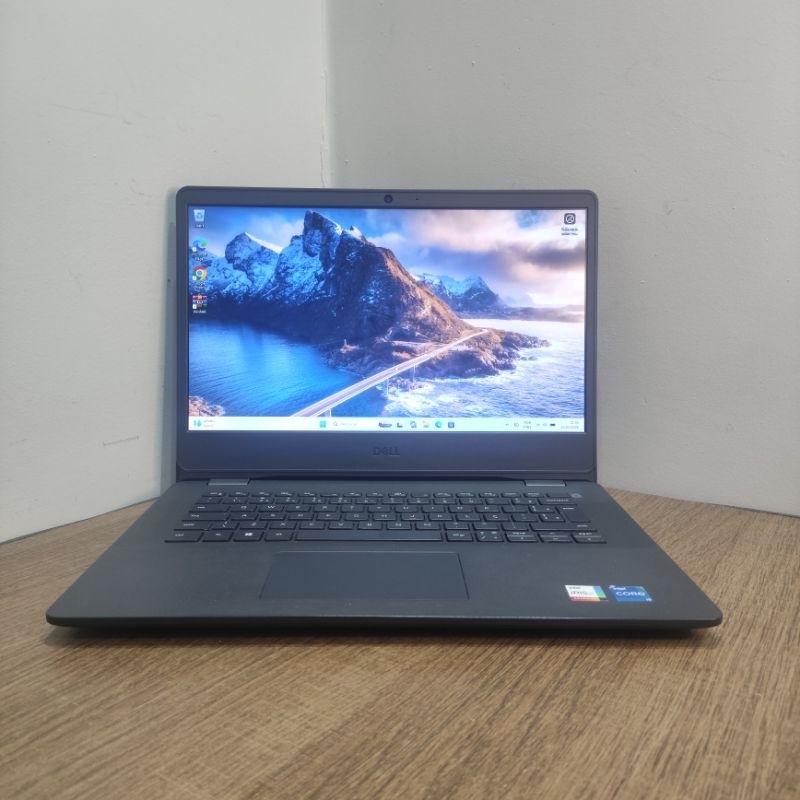 Notebook Dell Vostro 3400 i5 1135G7 8GB RAM SSD NVMe 240GB Intel Iris Xe 14” HD Windows 11 Pro