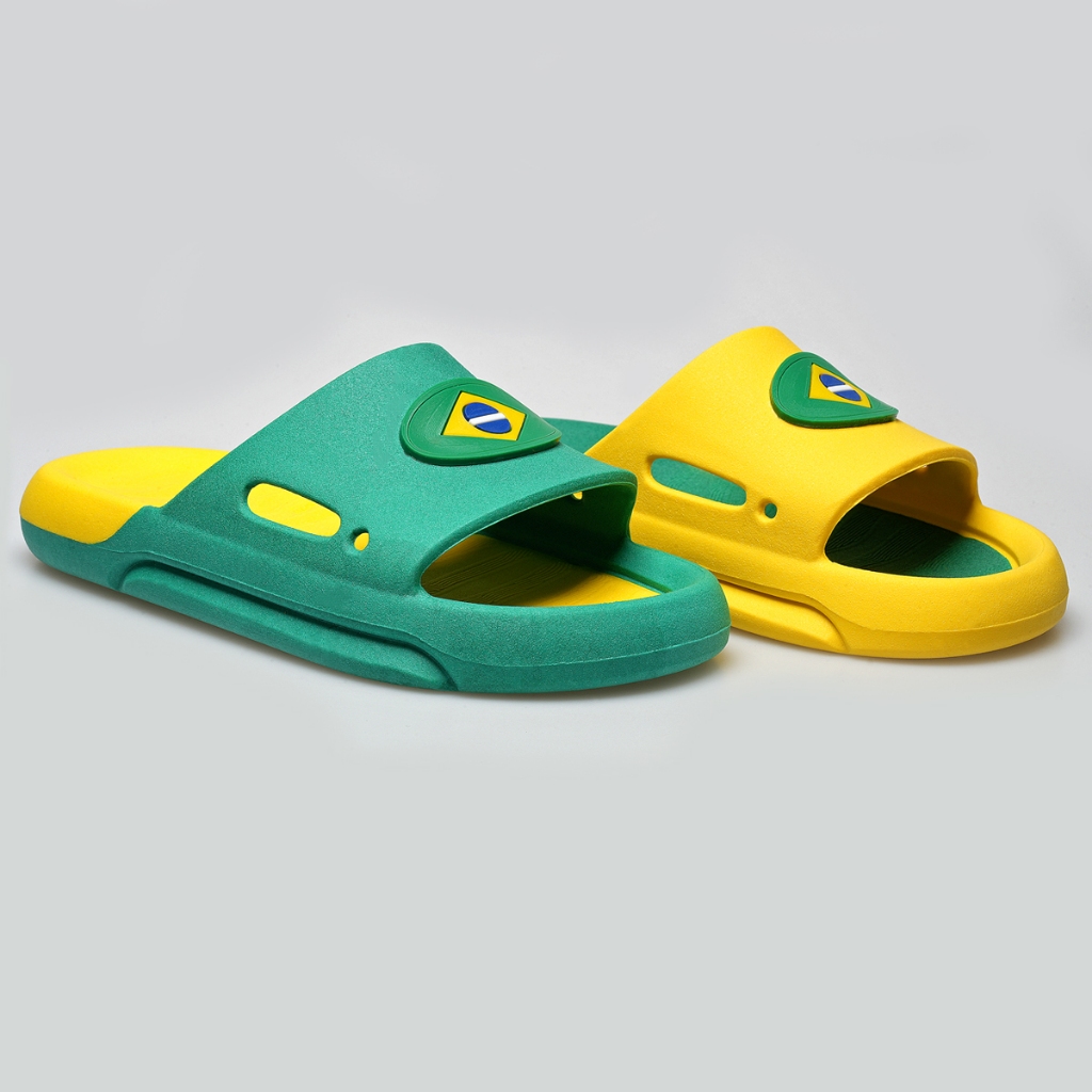 Kit 2 Pares Chinelo Slide Nuvem Brasil Confortável Antiderrapante Sandália Leve Praia Piscina