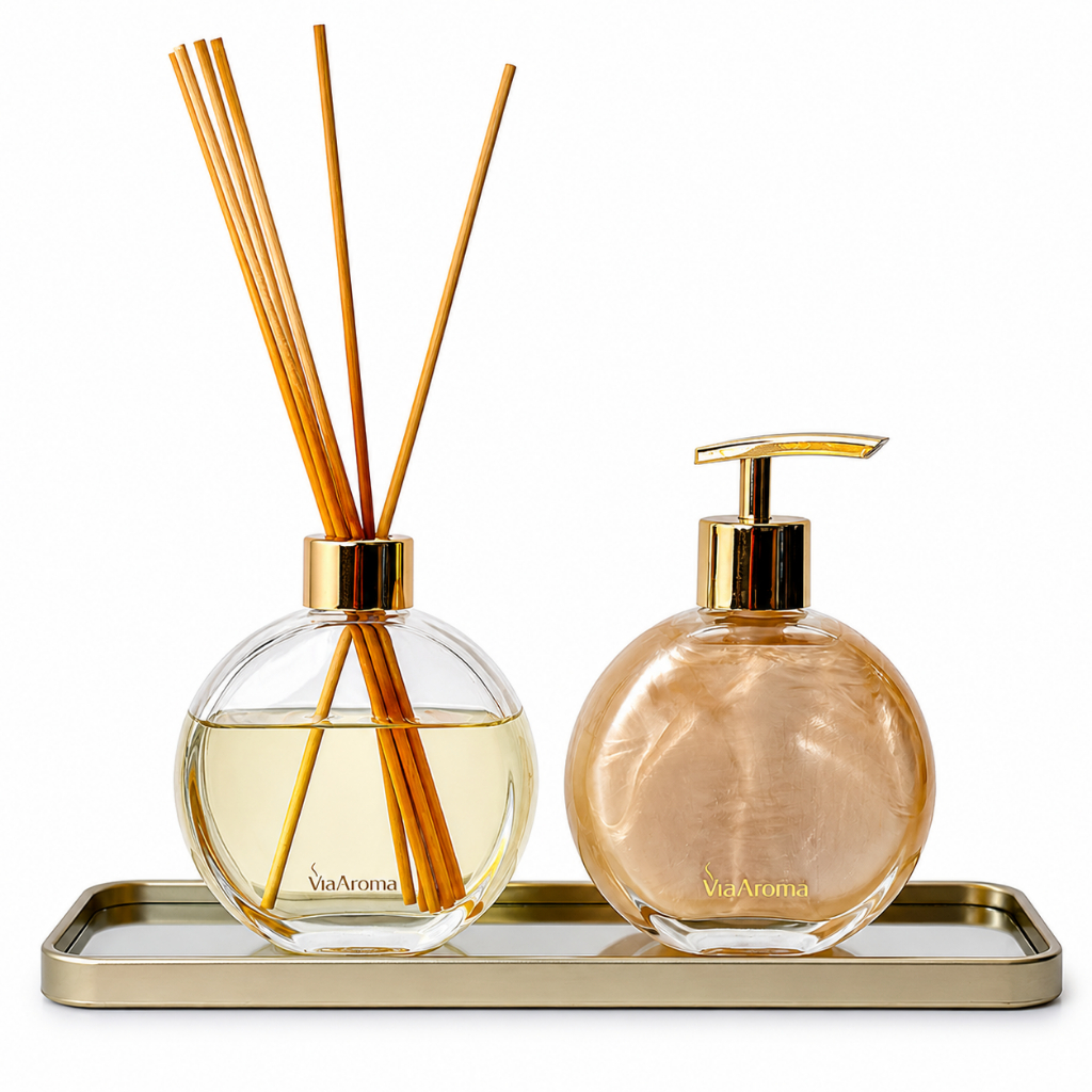 Kit Via Aroma Sabonete Liquido com Difusor de VAretas e Bandeja Decorativa Espelhada