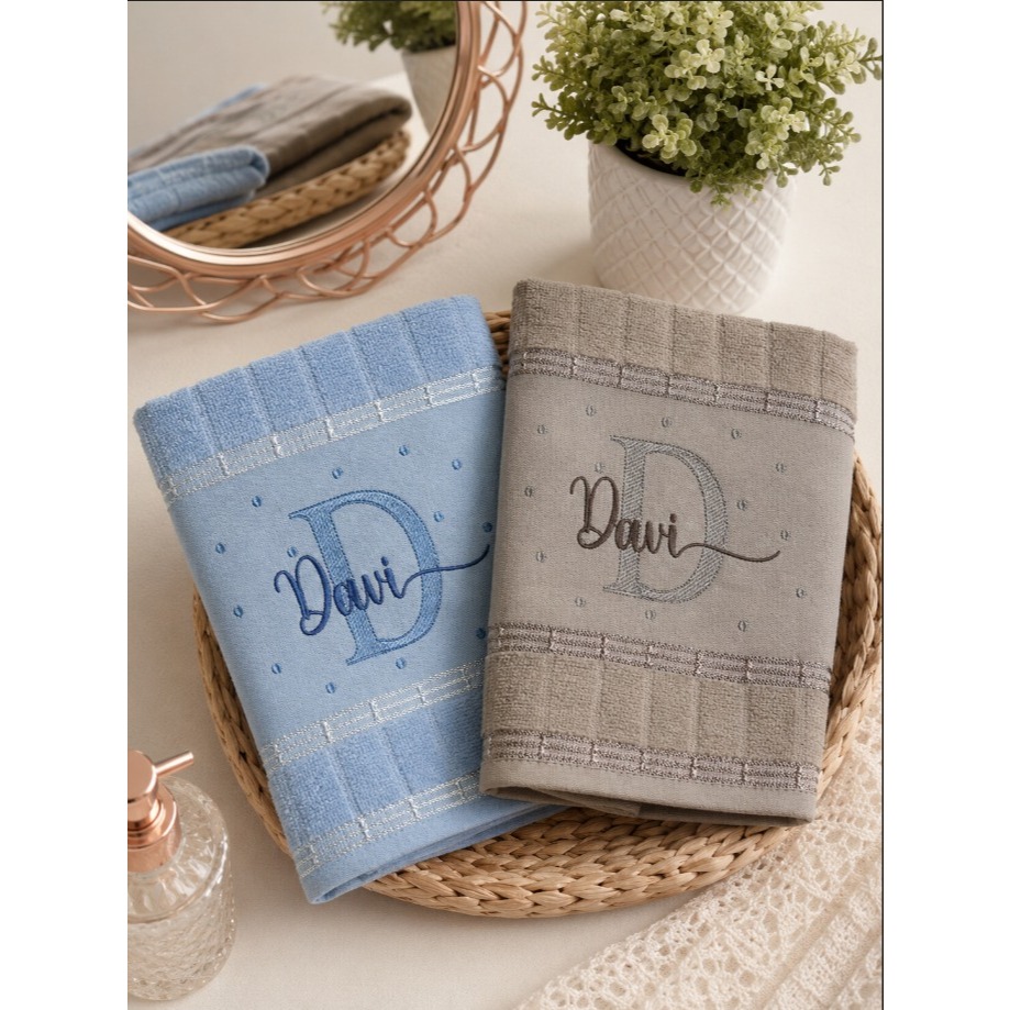 Kit 2 Toalhas de Lavabo Aveludadas Personalizadas com Nome | Bebê/ Escolar/Presente