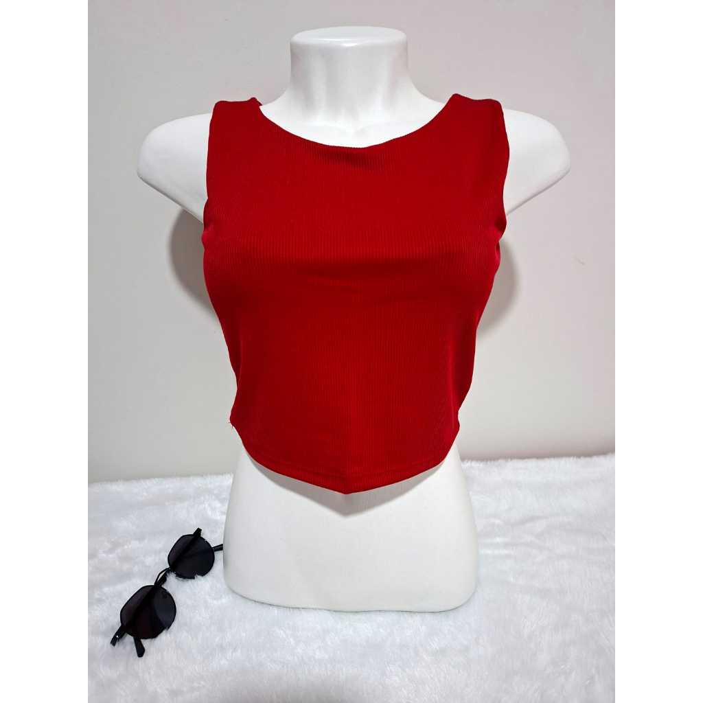 Cropped Regata Feminina Tecido Canelado Blusa Cavada Básica Confortável.