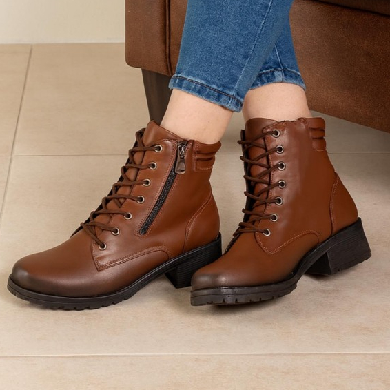 Coturno Bota Feminina Confortável Salto Baixo Leve Cano Curto Moda Inverno