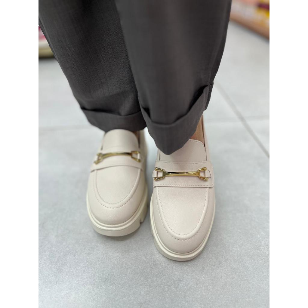 Mocassim Feminino Sapato tratorado Modare Branco Off