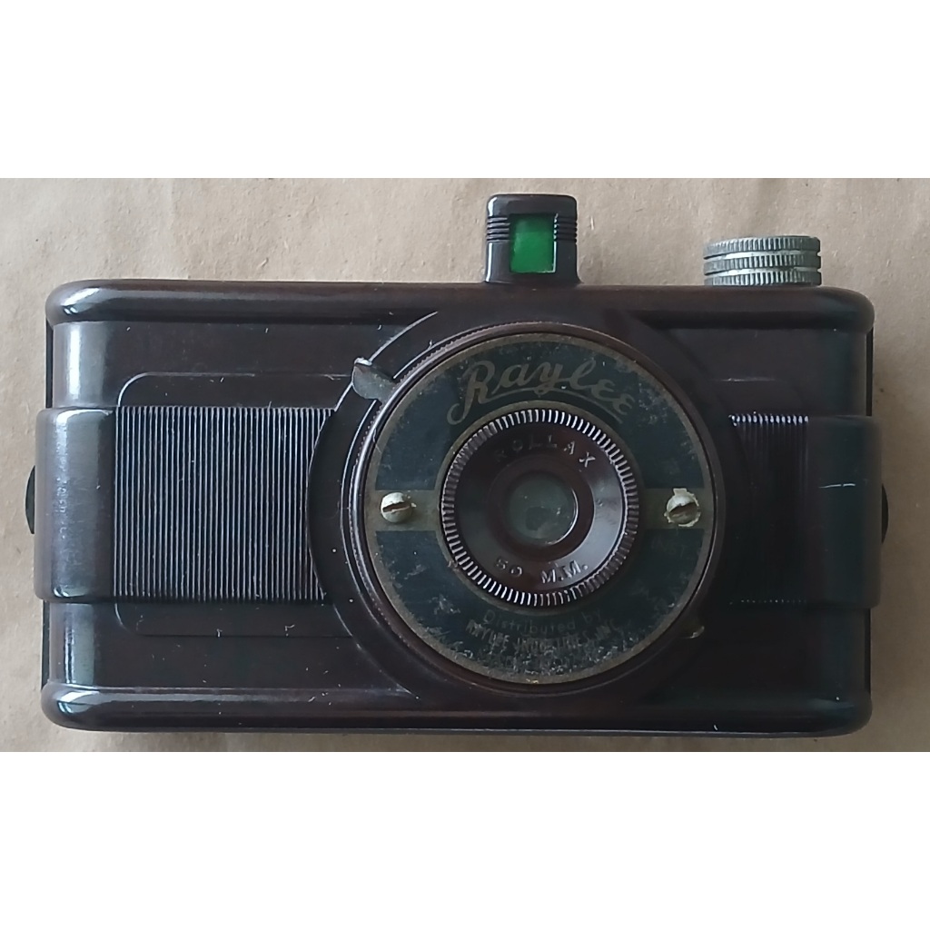 Antiga Câmera Fotográfica Analógica Raylee