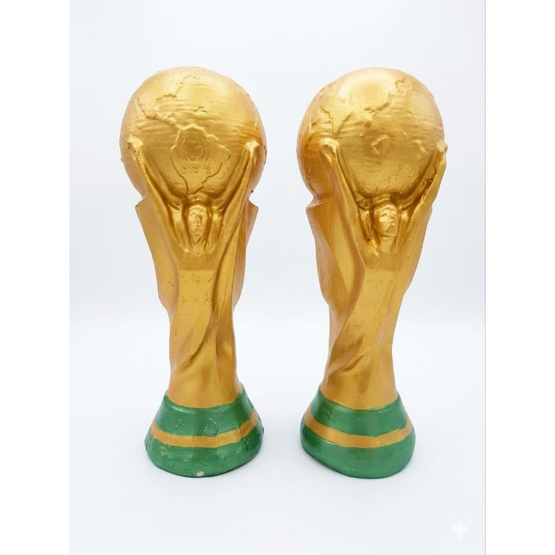 Kit 2 Taça Copa Do Mundo em Gesso Decorativa Replica Trofeu Mundial Futebol 30CM
