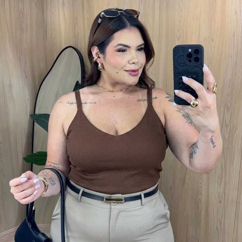 Regata Plus Size Feminina Alcinha Reforçada Com Bojo Forrada Ribana Canelada 46 ao 52 Confortável Modeladora