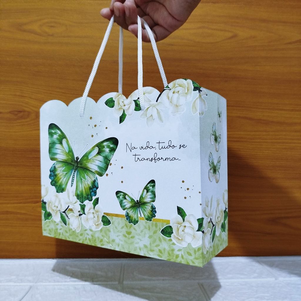 10 sacolas surpresa -  tema borboleta Verde  jardim encantado - embalagens  e lembrancinhas temáticas para aniversário