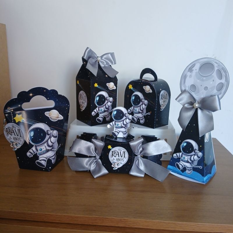 Kit Caixas Personalizadas Astronauta / Lembrancinha de Festa /Aniversário / Comemoração