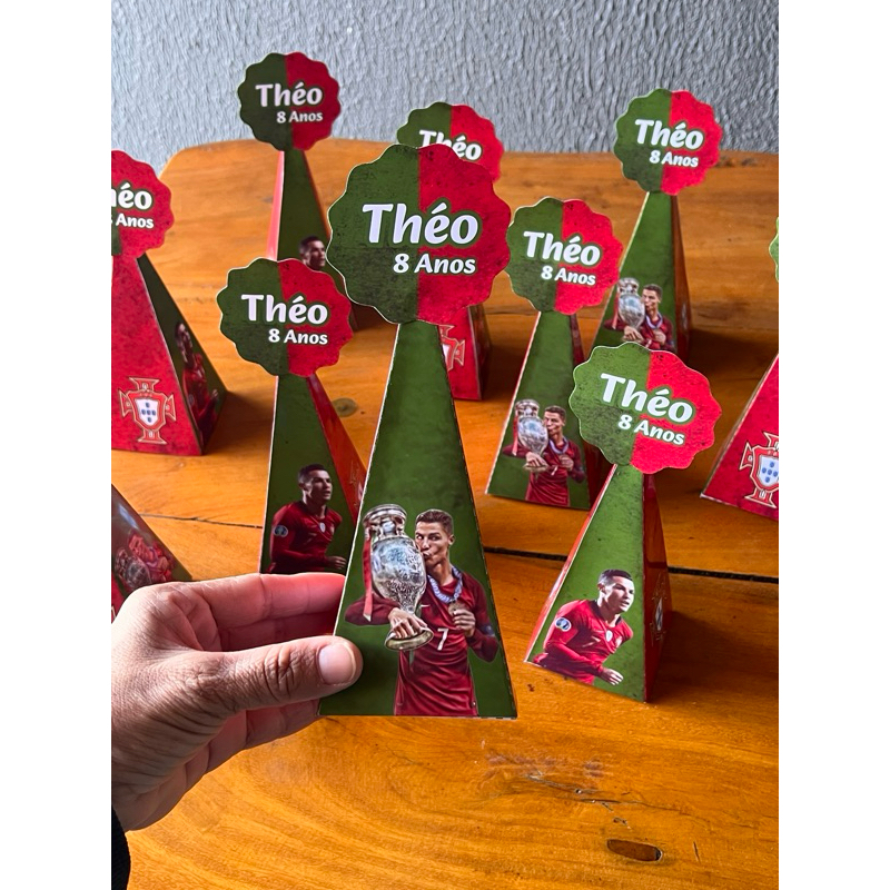 Caixa Pirâmide Personalizada Todos os Temas kit com 10. Lembrancinha de aniversário festa infantil