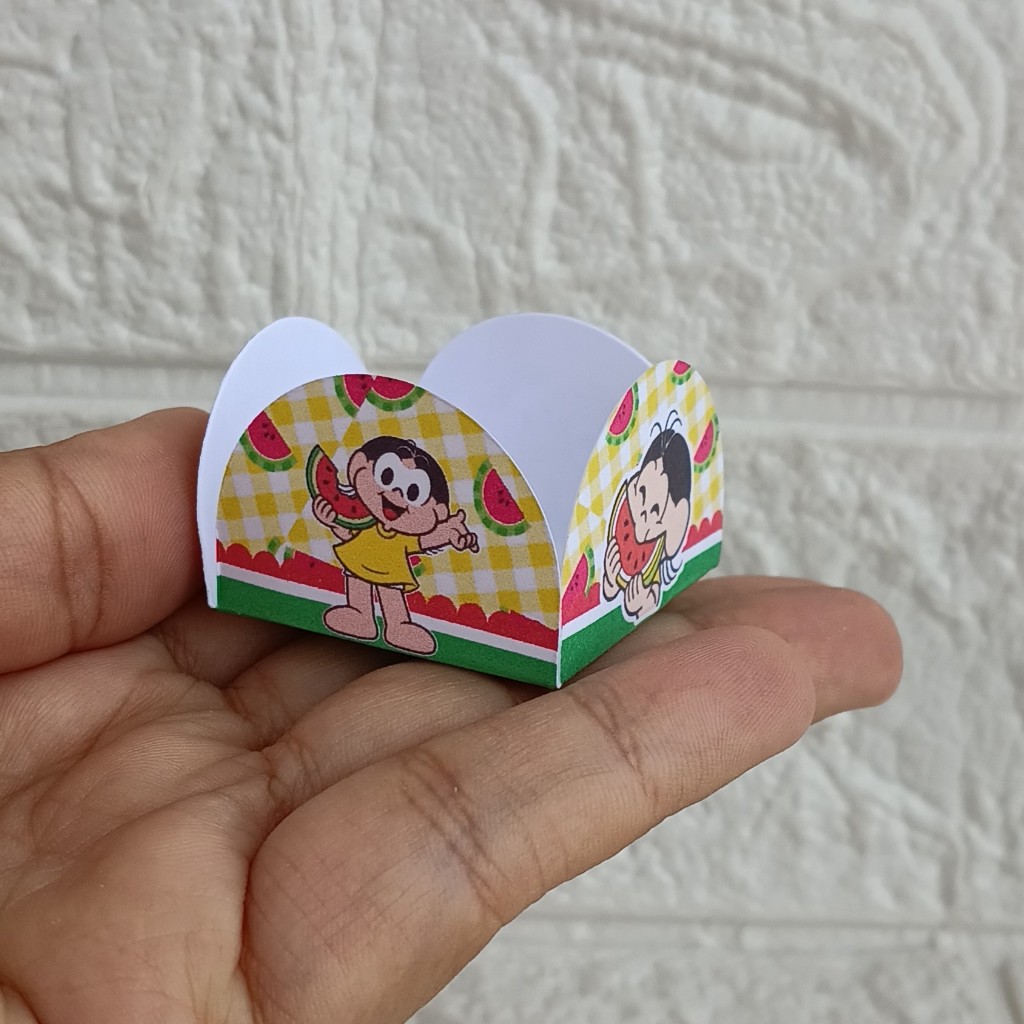 FORMINHA 4 PÉTALAS PARA DOCES MAGALI PARA DOCINHOS BRIGADEIRO FESTA INFANTIL