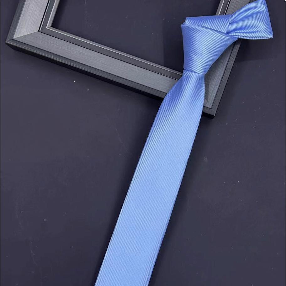 Gravata Formal Texturizada de Cor Sólida – A Escolha Perfeita para Casamentos e Eventos