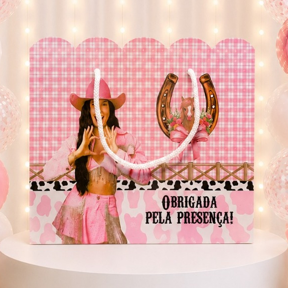 Sacolinha Surpresa Grande Personalizada Lembrancinha Ana Castela / Boiadeira - MONTE EM CASA