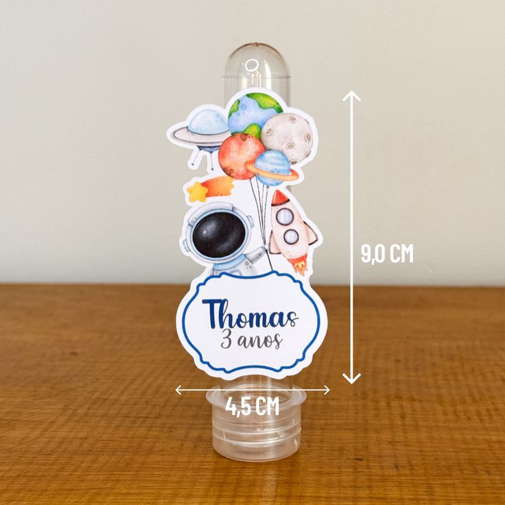 APLIQUE DE TUBETE ASTRONAUTA  LEMBRANCINHA PERSONALIZADOS APLIQUES TUBETE ANIVERSARIO