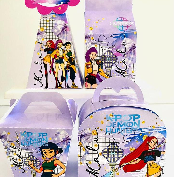 Caixa Sushi Personalizada Guerreiras do K-Pop – Lembrancinha de Aniversário com Nome e Idade