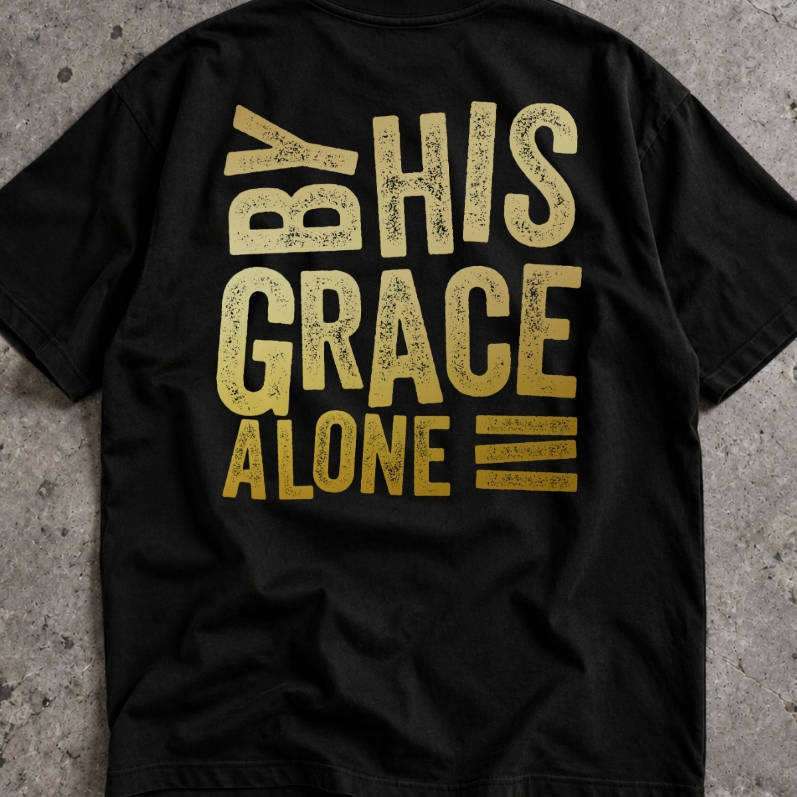 Camisa Masculina Oversized Streetwear Somente Pela Graça Estampa Dourada nas Costas Algodão Camiseta Gospel Religiosa