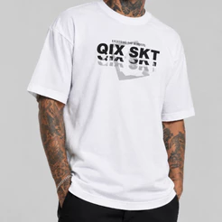 Camiseta QIX Three-Dimensional Original Skatista Moda Streetwear Masculina Feminnina