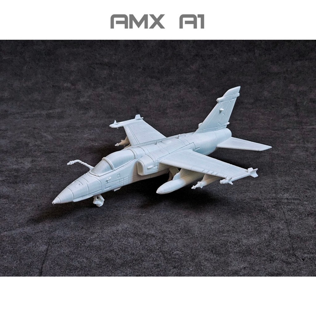Avião Caça AMX A-1 Maquete Escala 1:72 1:48 Plastimodelo