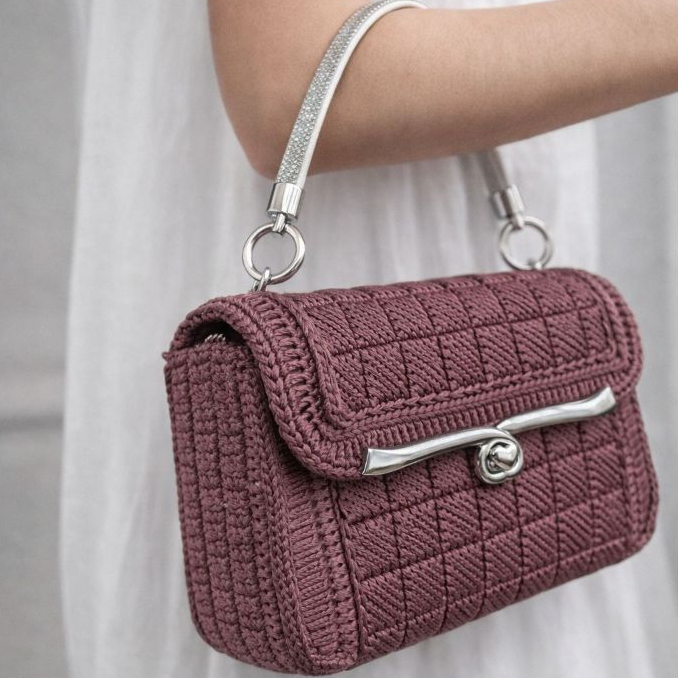 Kit Projeto de Bolsa Cluth Bordado na Tela - Dourado, Prata ou Ônix