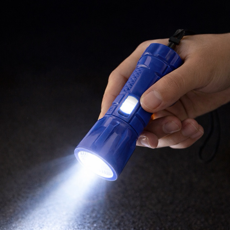 Mini Lanterna LED Portátil de Pilha Compacta 9,5cm para Camping Viagem Emergência