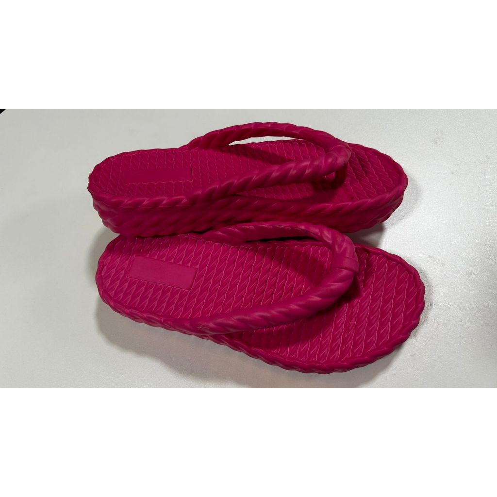 Sandália Feminina Trançada Rosa Confortável Antiderrapante