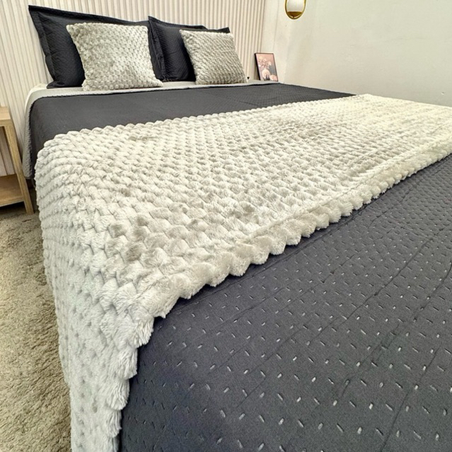 Kit Peseira Para Cama 3 Peças+ 2 Capas de Almofadas Decorativas Luxo/ Peseira  Casal Queen King em Oferta na Shopee