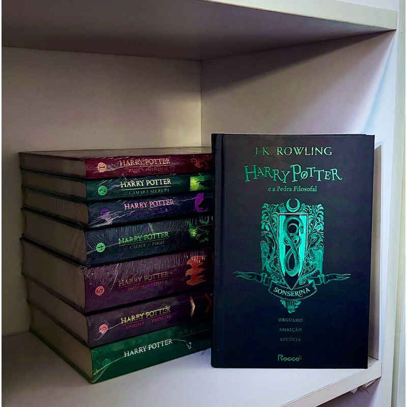 BOX Harry Potter Capa Dura Lacrado + 1 Edição Capa Dura Sonserina Usado.