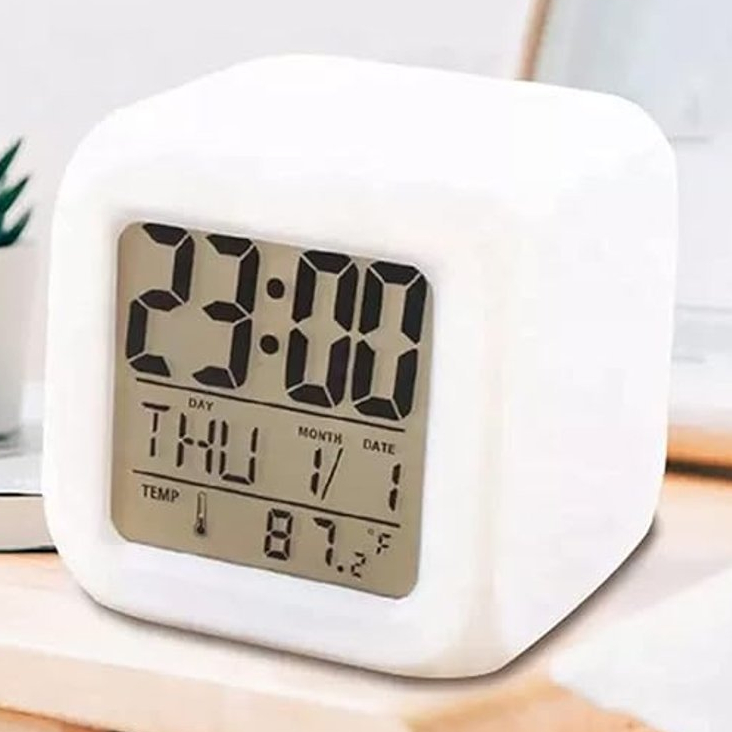 Mini Relógio Despertador Digital LED Branco – Portátil, Compacto e Moderno