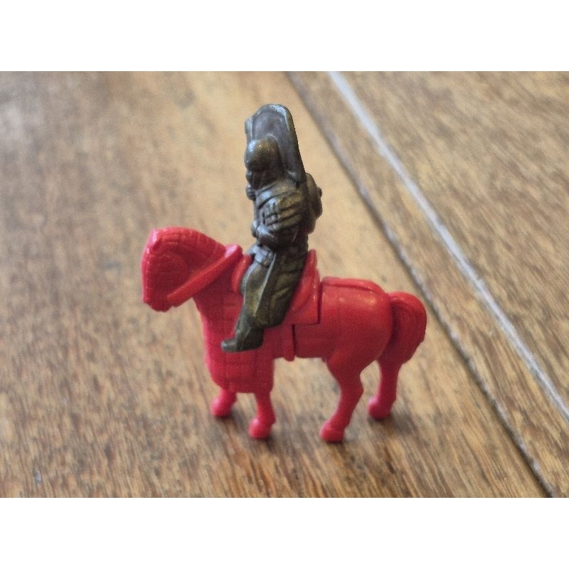 KINDER OVO ESTÁTUAS DE METAL 4CM ANOS 90 - DIVERSOS A ESCOLHER