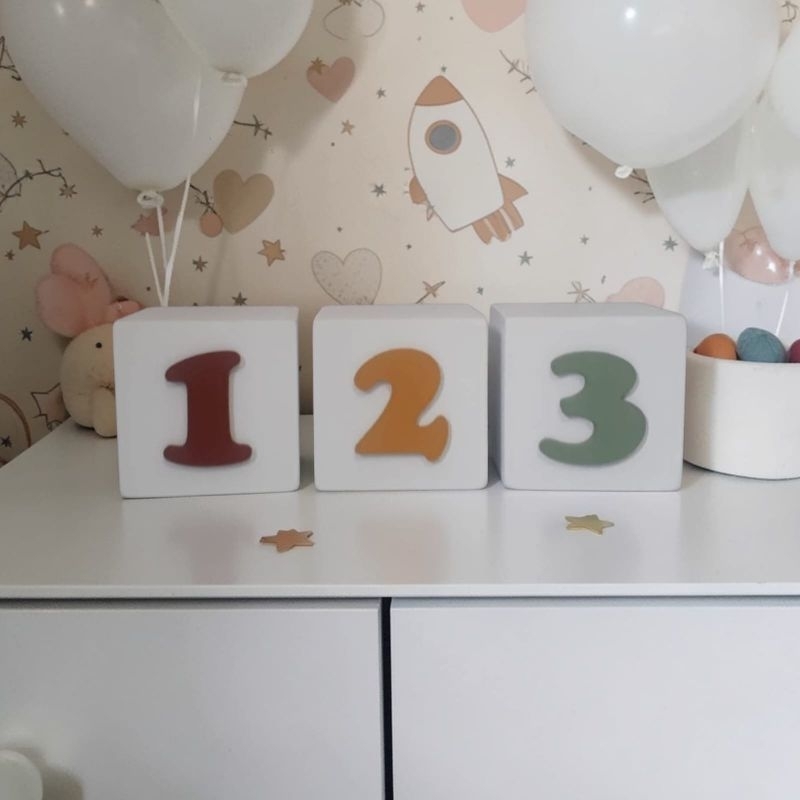 Adorno cubos brancos decoração 1 2 3 meninos enfeite de mdf
