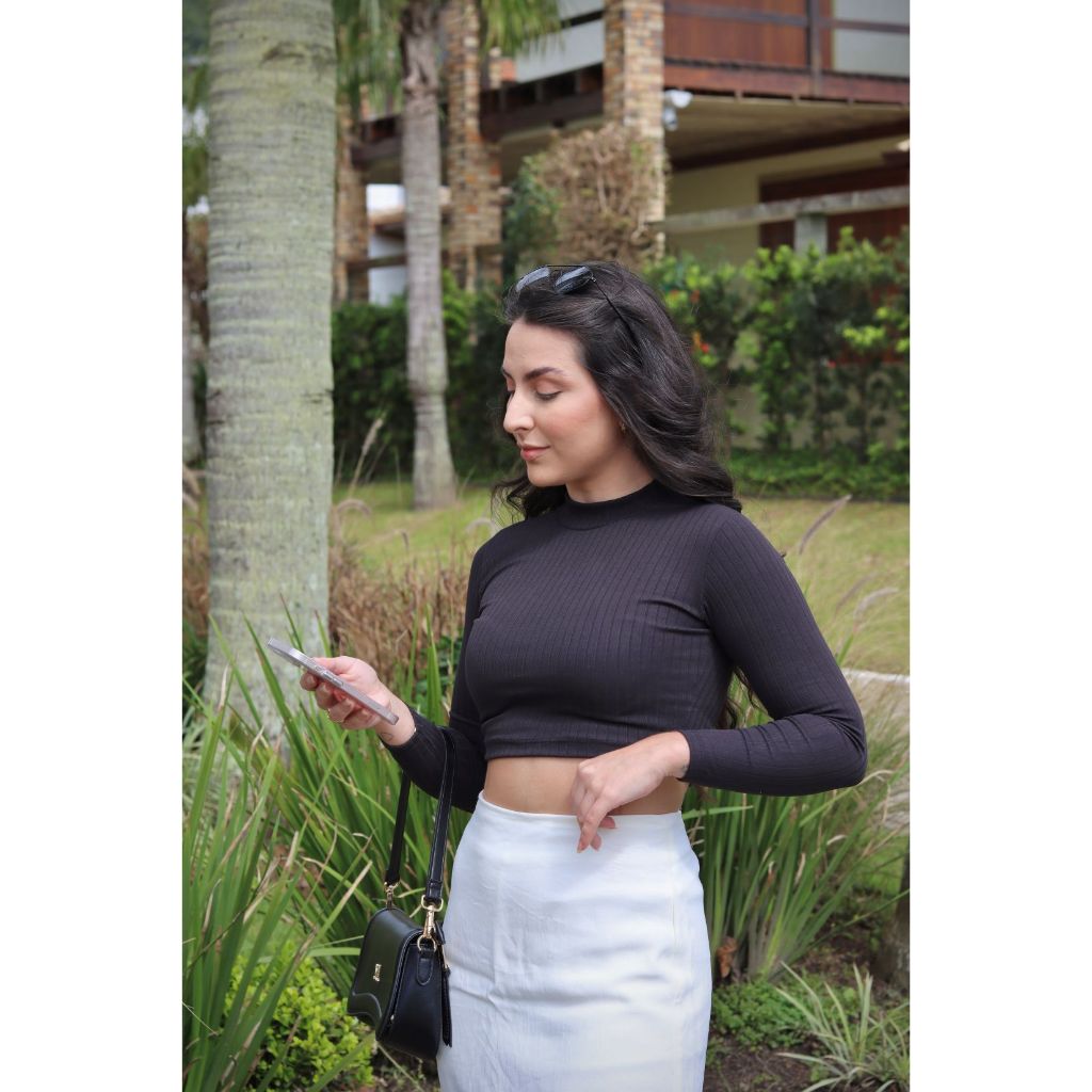 Cropped Feminino Manga Longa Canelado Gola Alta Básico Elegante