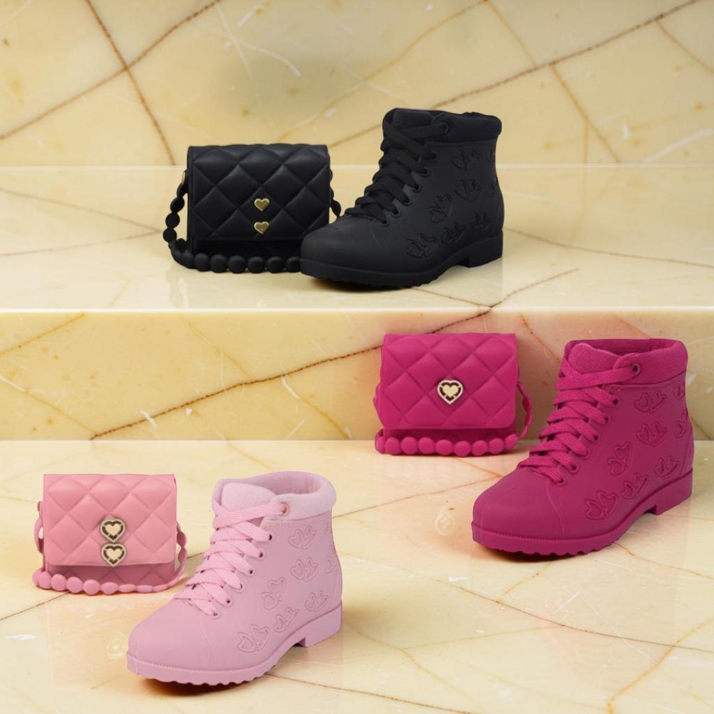 Conjunto infantil bota e bolsinha com coração confortável impermeável FEMMESSENCE
