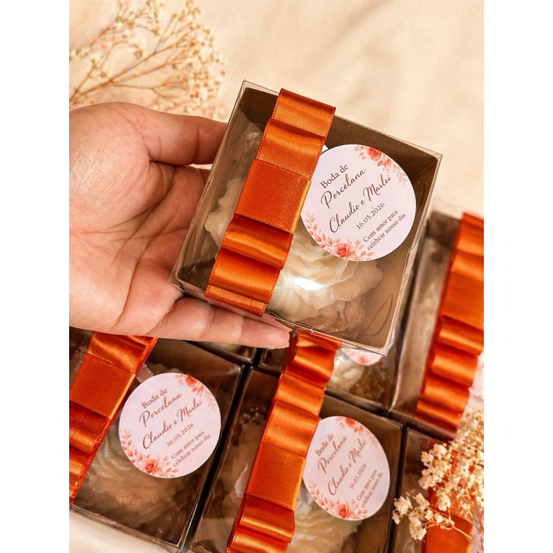 Lembrancinha de Casamento Personalizada | Vela Aromática Flor Peonia 70gr na Caixa | Aniversario  15 Anos| 30 Unidades