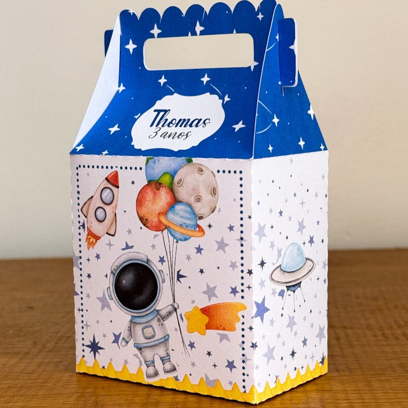 Caixinhas Surpresa Astronauta  Lembrancinha Maletinhas Vários Modelos Personalizado Com NOME e IDADE