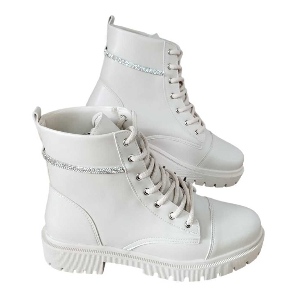 Bota Feminina Coturno com strass Tratorado Cano Curto Plataforma Blogueira Confort